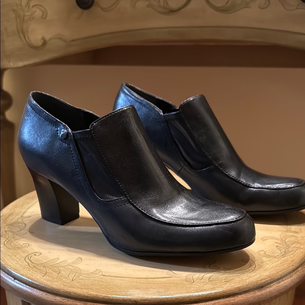 Franco Sarto Elegant Black Leather Women's Shoes size 9.5